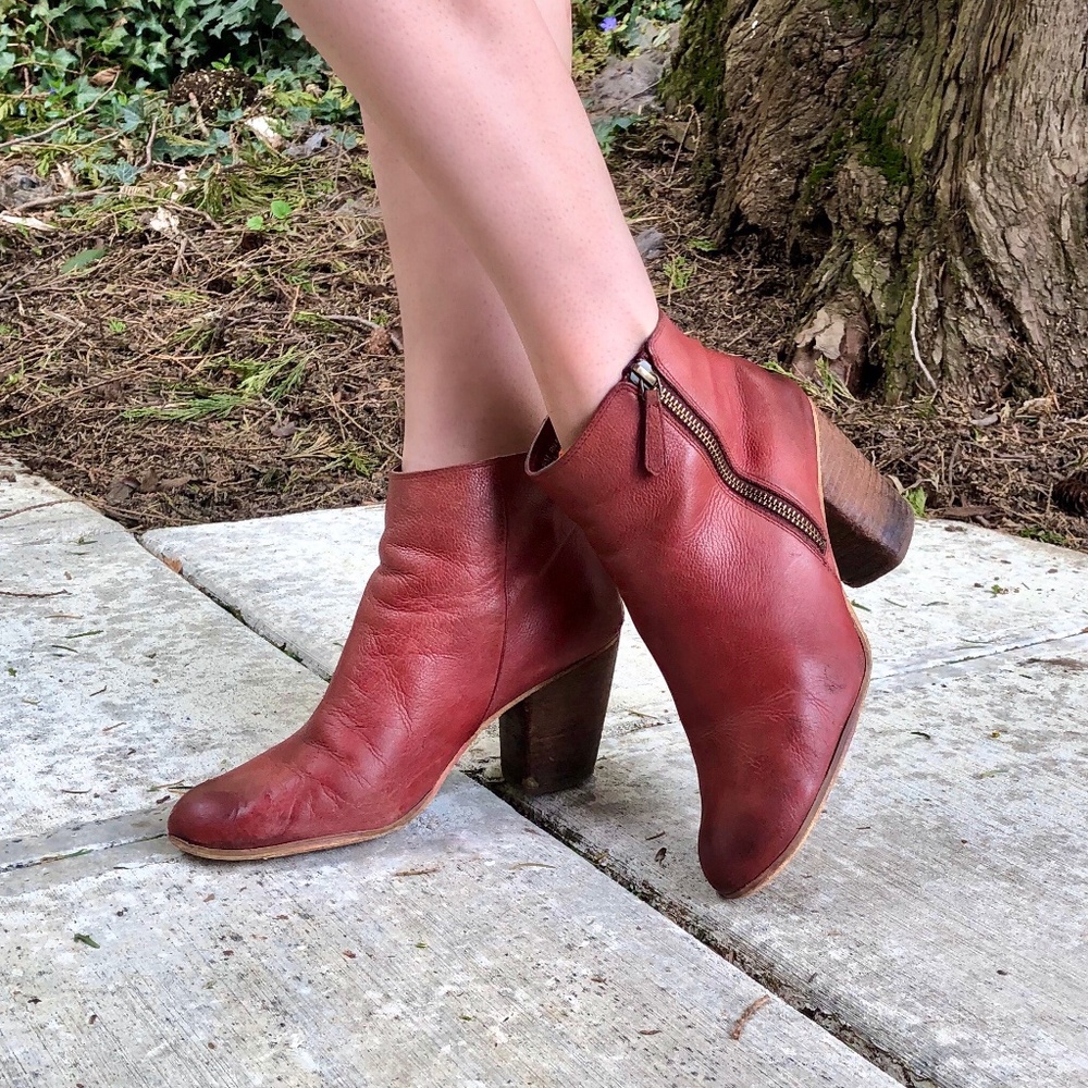 Red BP Boots, size 8